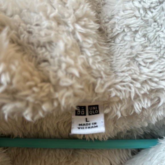 UNIQLO jacket - Picture 4 of 4